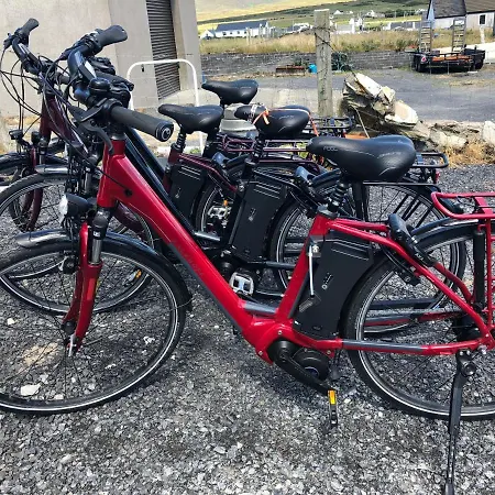 Teach Cruachan Large-group *