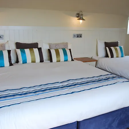 펜션 Teach Cruachan Large-group