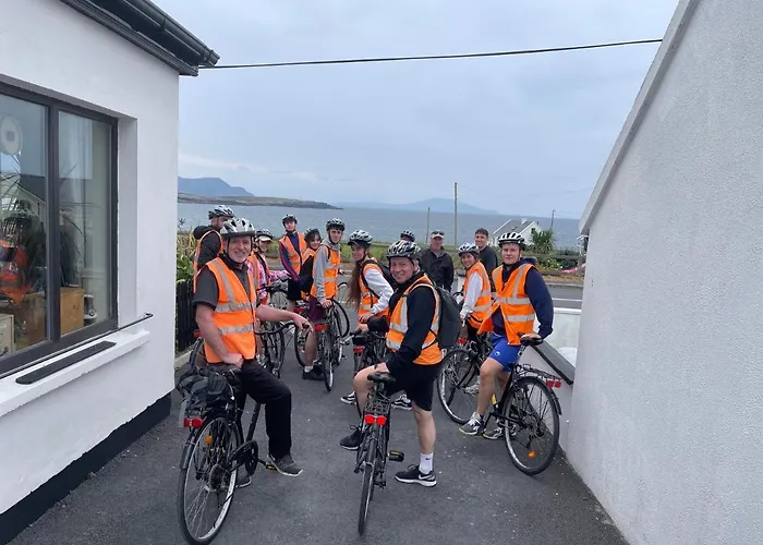 Teach Cruachan Large-group