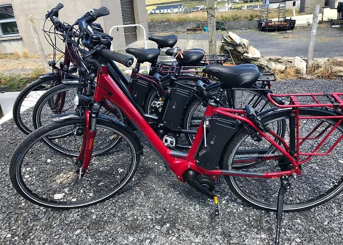 Teach Cruachan Large-group *