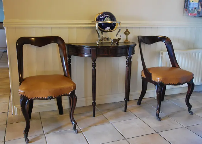 Teach Cruachan Large-group Dooagh